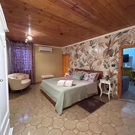 Casa Vacanze Romana 19 Giubileo 2025 内图诺 外观 照片